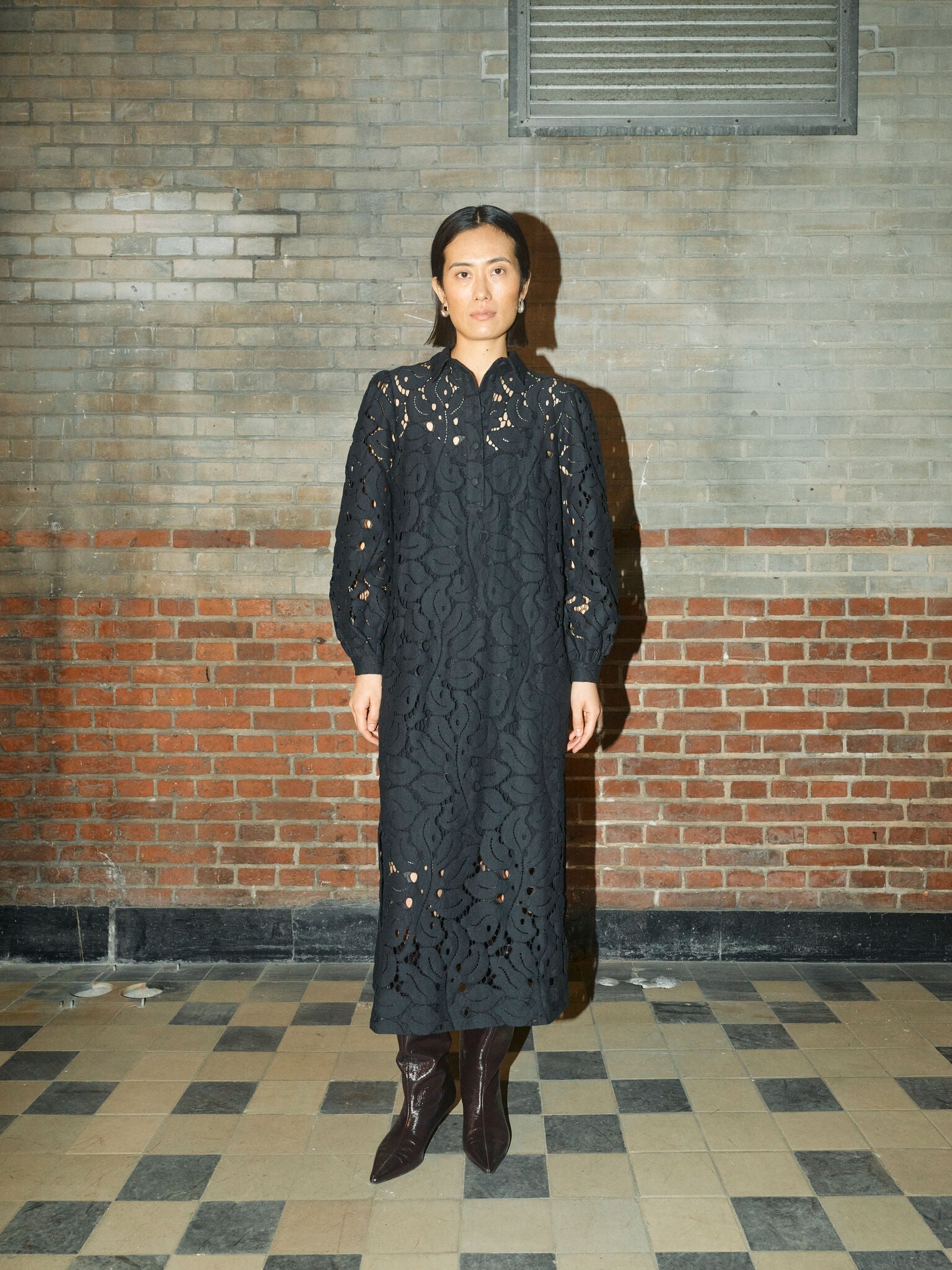 Modelshot / Black / Detail